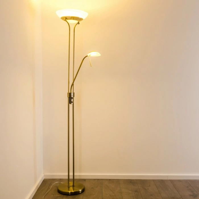 Hofstein Biot Deckenfluter LED Altmessing, 2-flammig 8 Hofstein Biot Deckenfluter LED Altmessing, 2-flammig – Bild 8