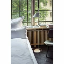 Louis Poulsen YUH Stehleuchte LED Wei&szlig;, 1-flammig