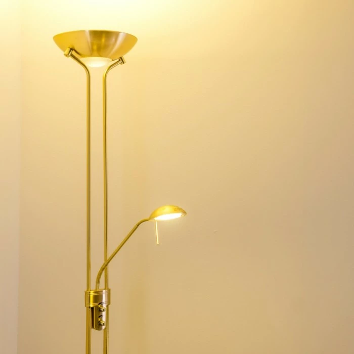 Hofstein Rom Deckenfluter LED Messing, 2-flammig 11 Hofstein Rom Deckenfluter LED Messing, 2-flammig – Bild 11